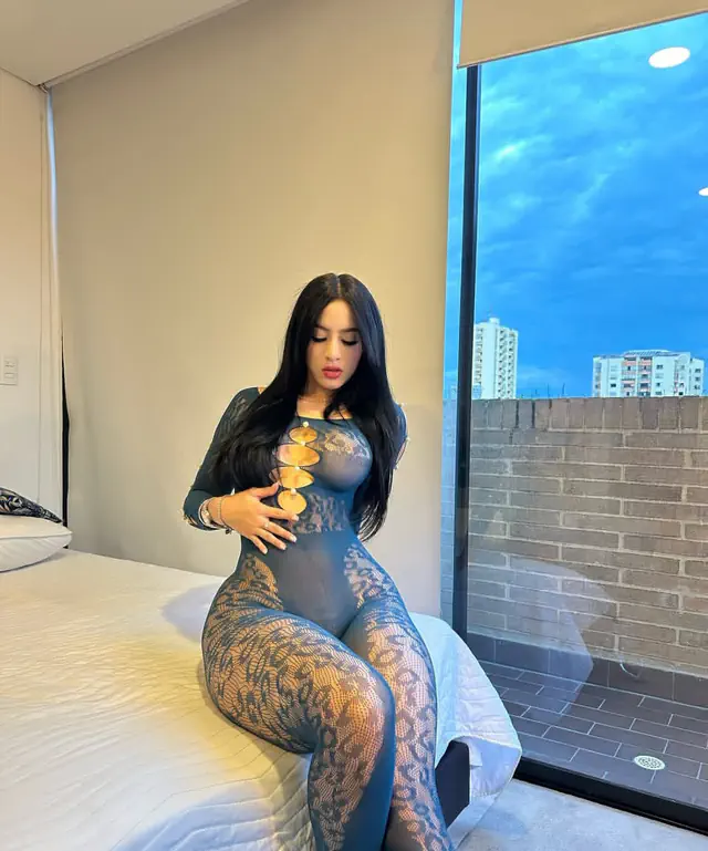 escort-media-8048e227-cd9c-4d96-9c35-00474a21546c