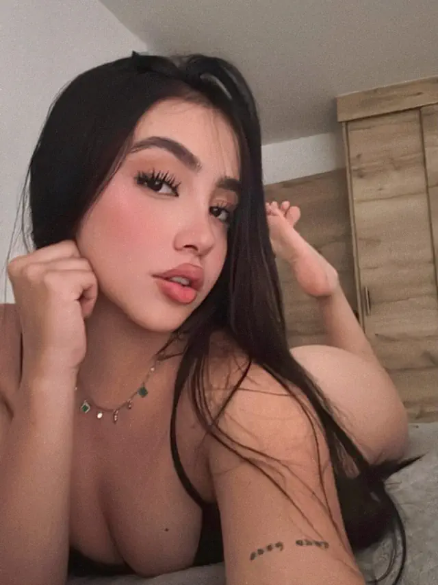 escort-media-809b8dbd-89d4-4609-b4d2-fcdb6f9803de