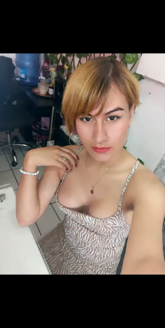 escort-media-80c164c9-c60c-48a8-b18b-8063056fa515