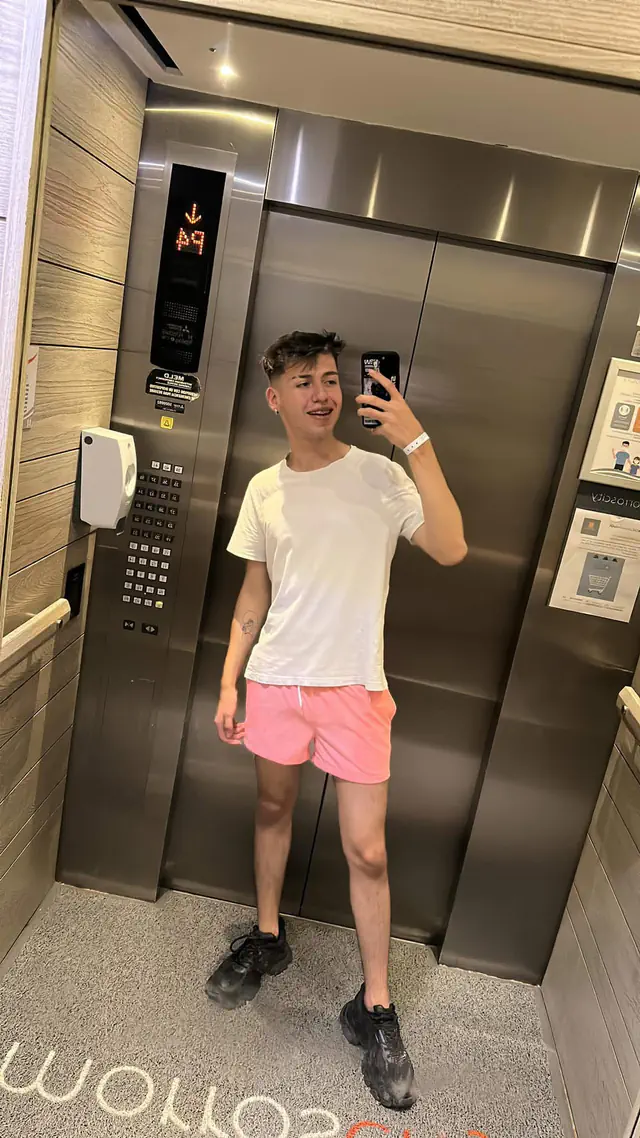 escort-media-82a3250e-0bb9-43b7-97ed-48f791af2119