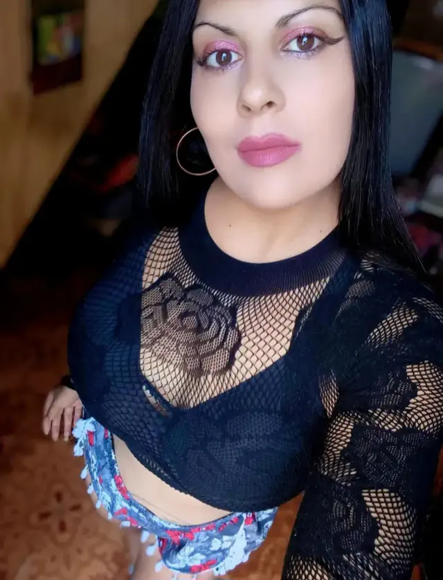 escort-media-82caa0c0-6ee4-472c-b792-d0ae8b23100b