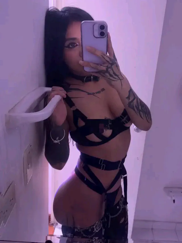 escort-media-82e2172b-d2ff-4934-9376-acc5e0f738fa