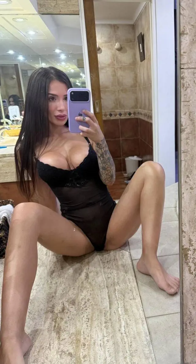 escort-media-834458b5-fbfd-4e75-a1f2-6cd67ff6f26e