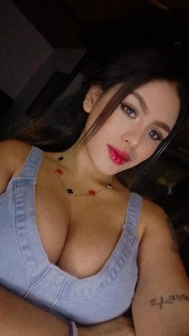 escort-media-834c7d7f-0bba-401e-9885-3f4bfa7193fe