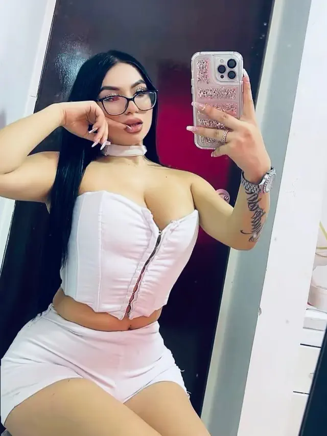 escort-media-8393036a-59cc-4fc1-92ff-4765001197b8