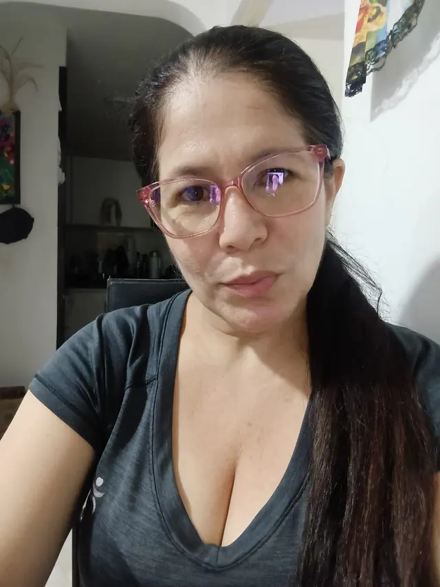 escort-media-83e423c0-0622-4d18-a1b9-6bf1334adbd3