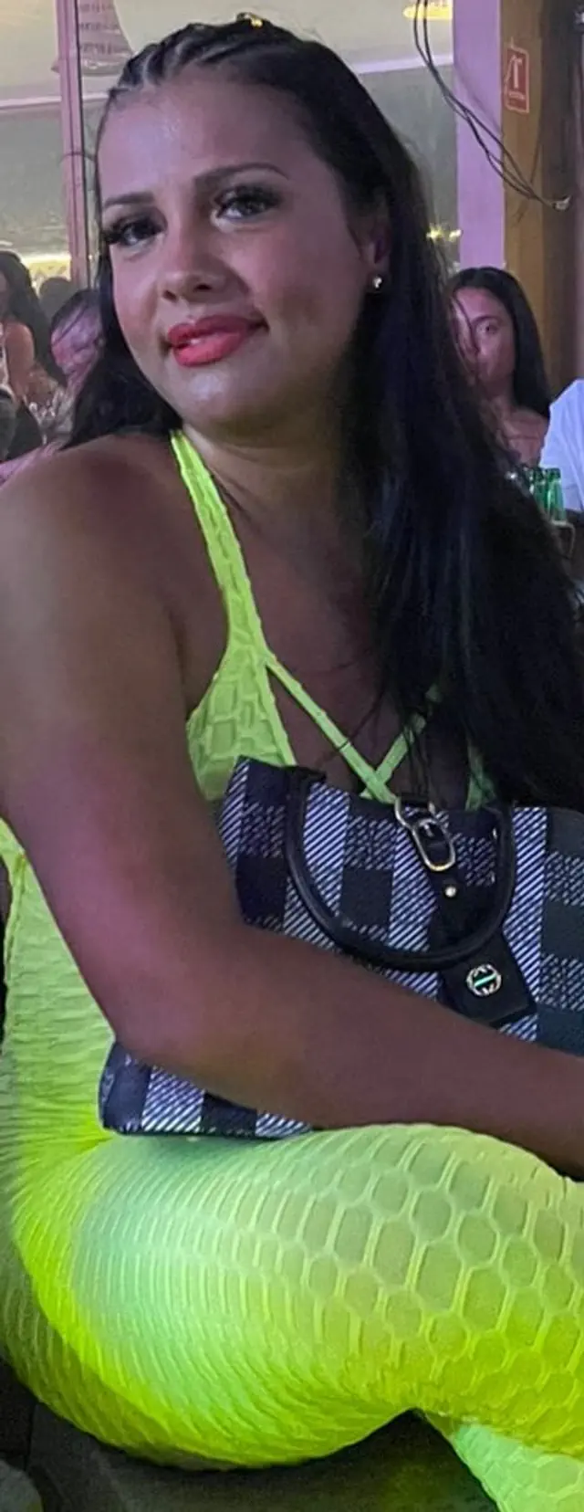 escort-media-8465efd8-f288-4940-b65d-c049ec985100