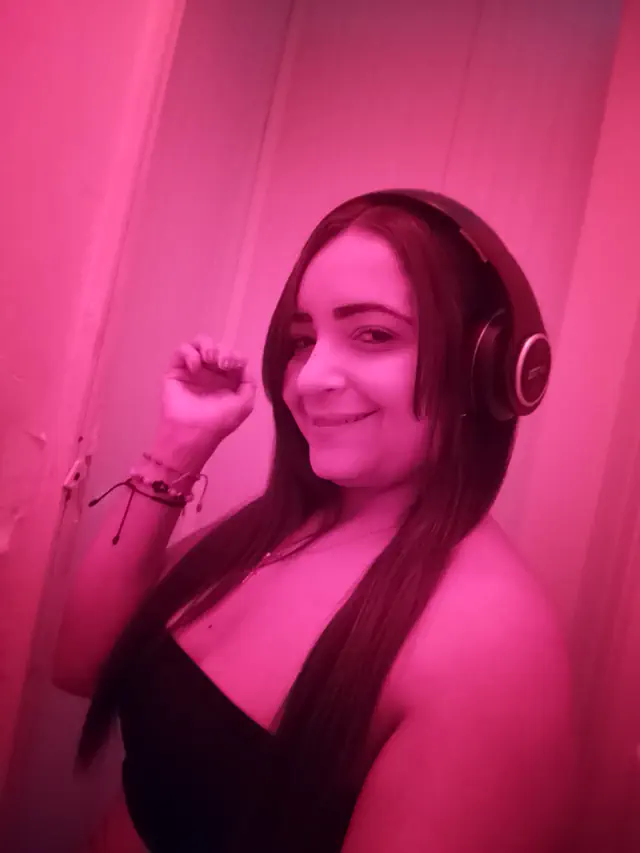 escort-media-85b894e8-5b39-441f-b0d2-869e9faf8a22