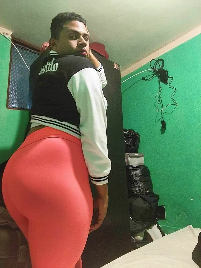 escort-media-85cb00aa-7e75-403e-a645-fe4286f3d215