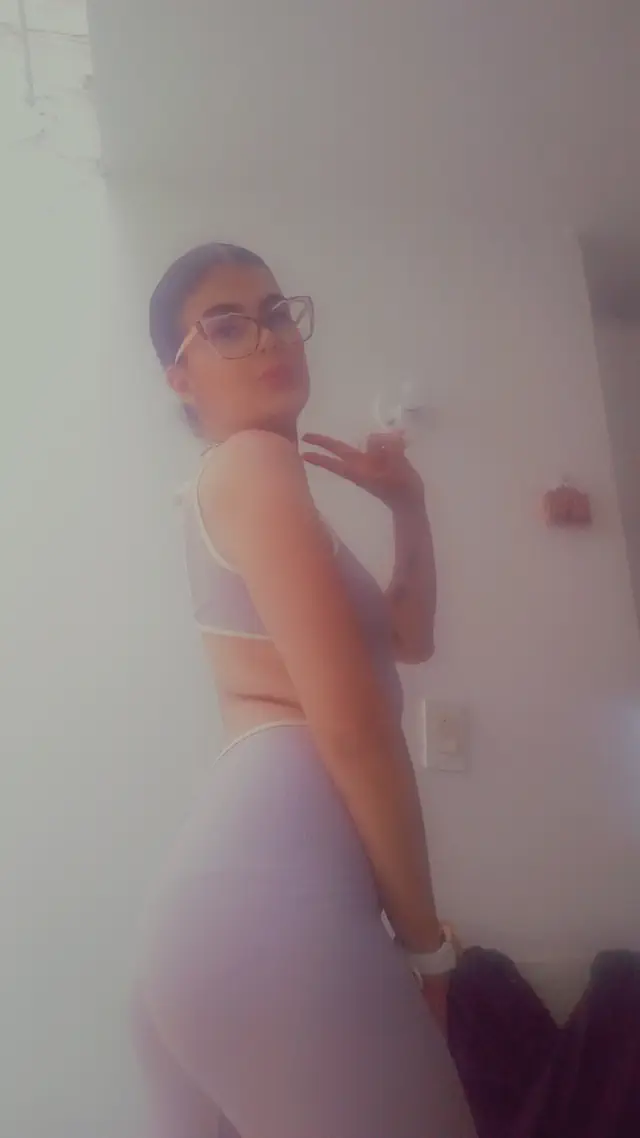 escort-media-8647c9ed-cb44-4158-8bc5-bcea8d645f20