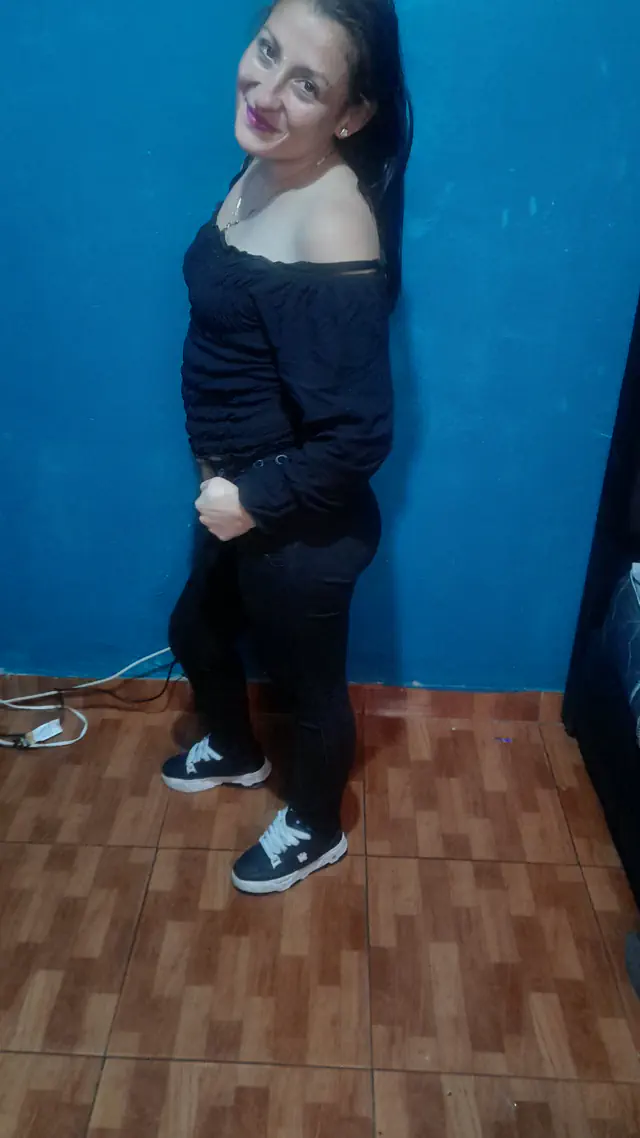 escort-media-86719cfe-1bfb-40fe-a7a8-f88228868b4a