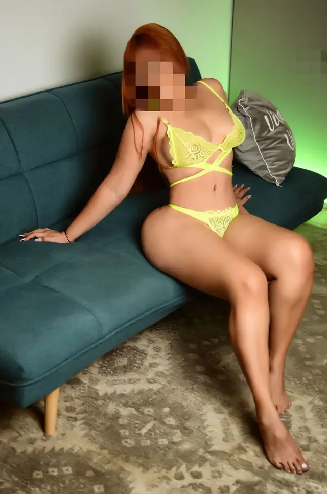 escort-media-8734aa6b-248e-4c13-af7a-a127d8861136