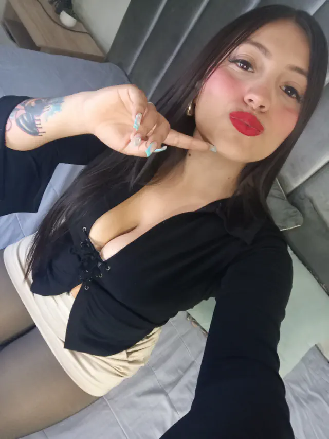 escort-media-874b0ccf-2efc-4b43-b769-75ae70842e1f