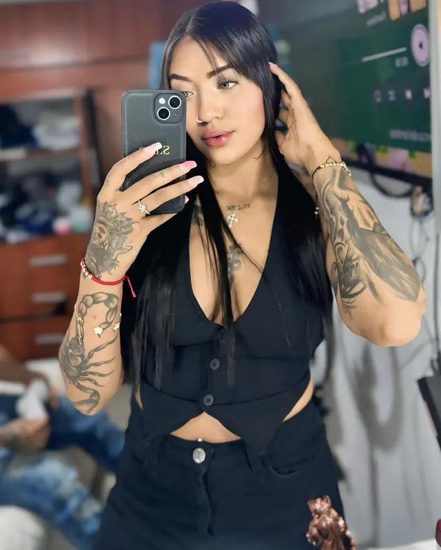escort-media-878478af-2dd1-40bd-9601-2786f40c5780