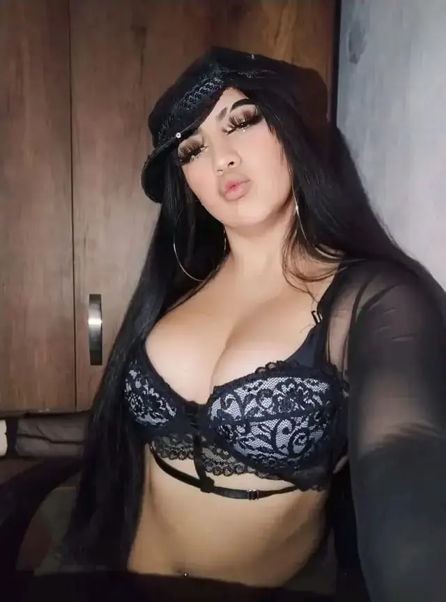 escort-media-87b1dc0c-ddf4-4589-9a43-438e42d35c59