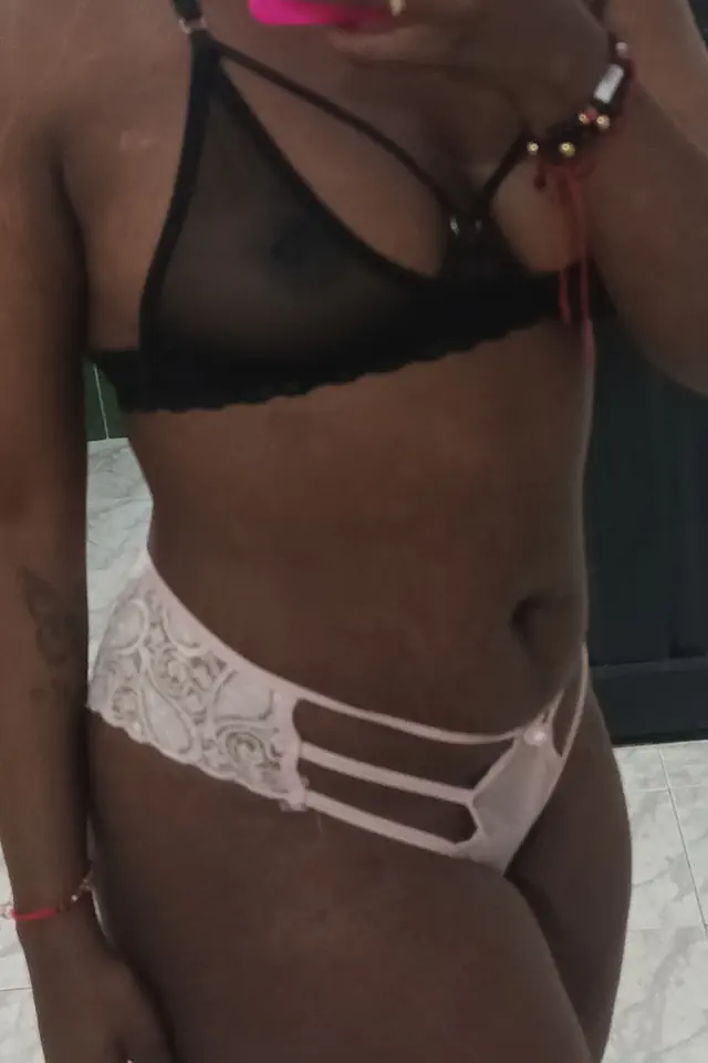 escort-media-886f7bea-8f89-407d-abff-ae91683cf1c9