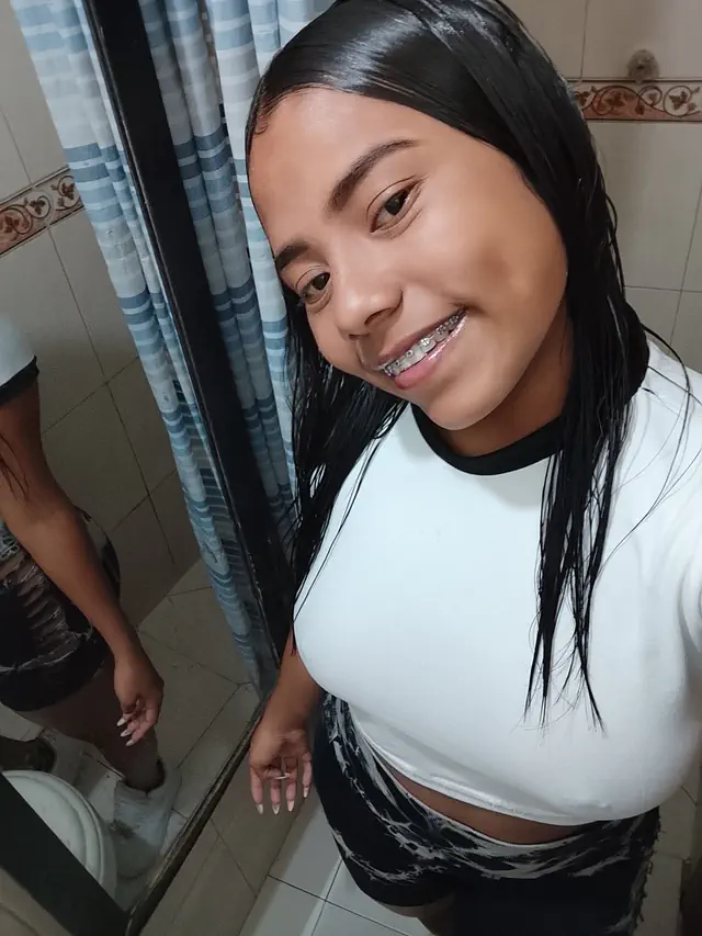 escort-media-88f5bdaf-21cd-4b76-a815-f3961bd2da84