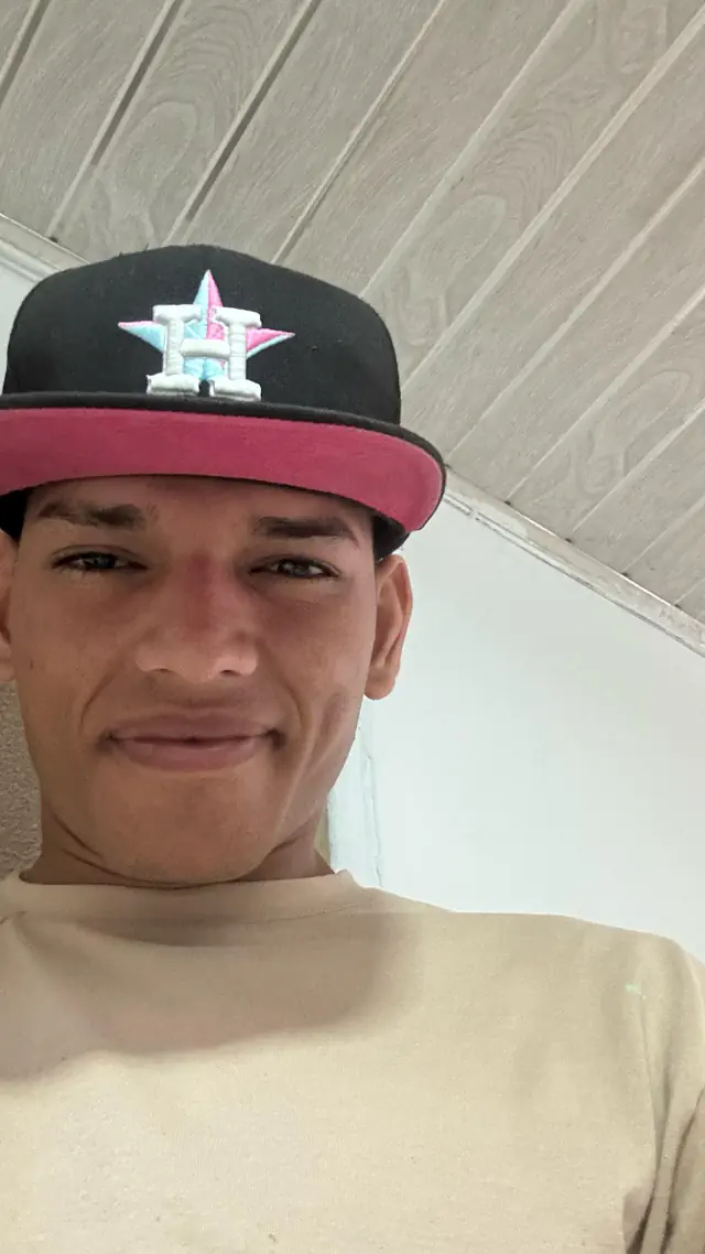 escort-media-893844a1-a797-4939-be4f-19857c19c89f