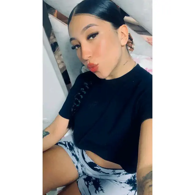 escort-media-8948734b-7d81-4bdf-8909-07306d0bb5a7