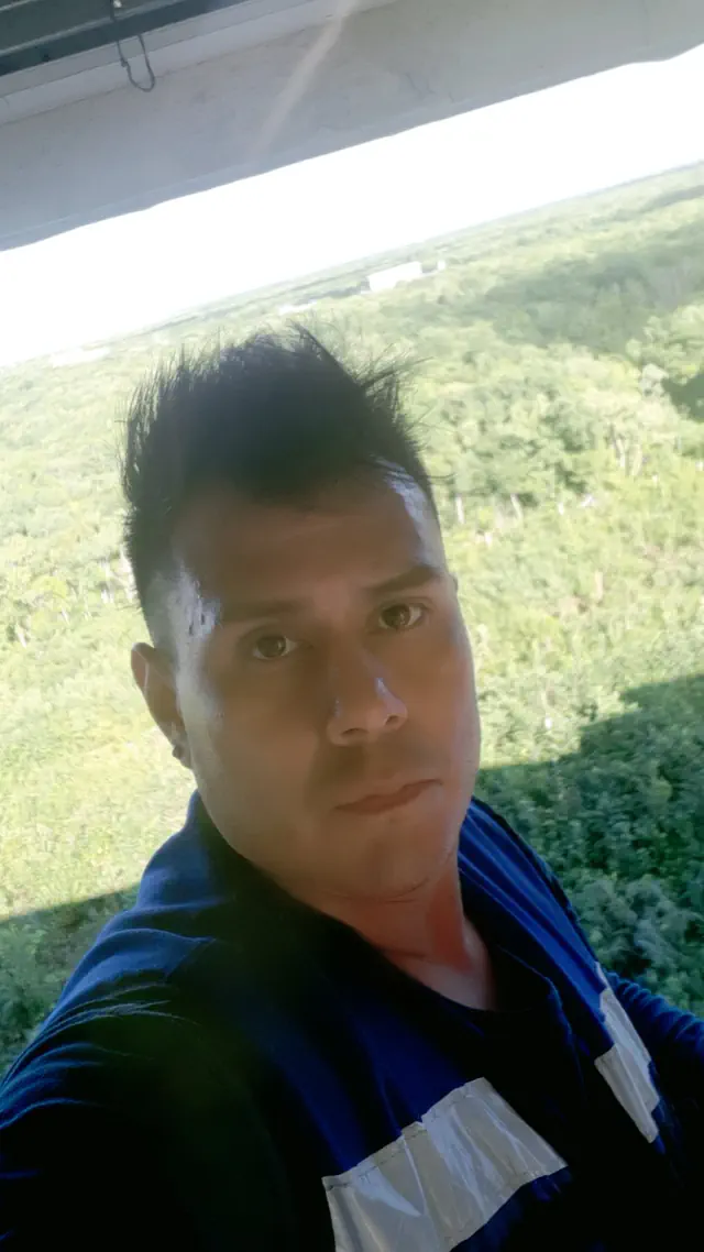 escort-media-8967671b-20ca-4998-ccae-7e8e0f792a00