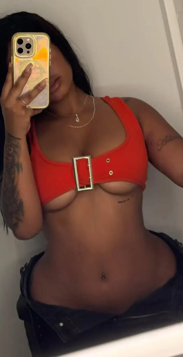 escort-media-8967ffff-9308-4a2d-b850-d488a13efac3