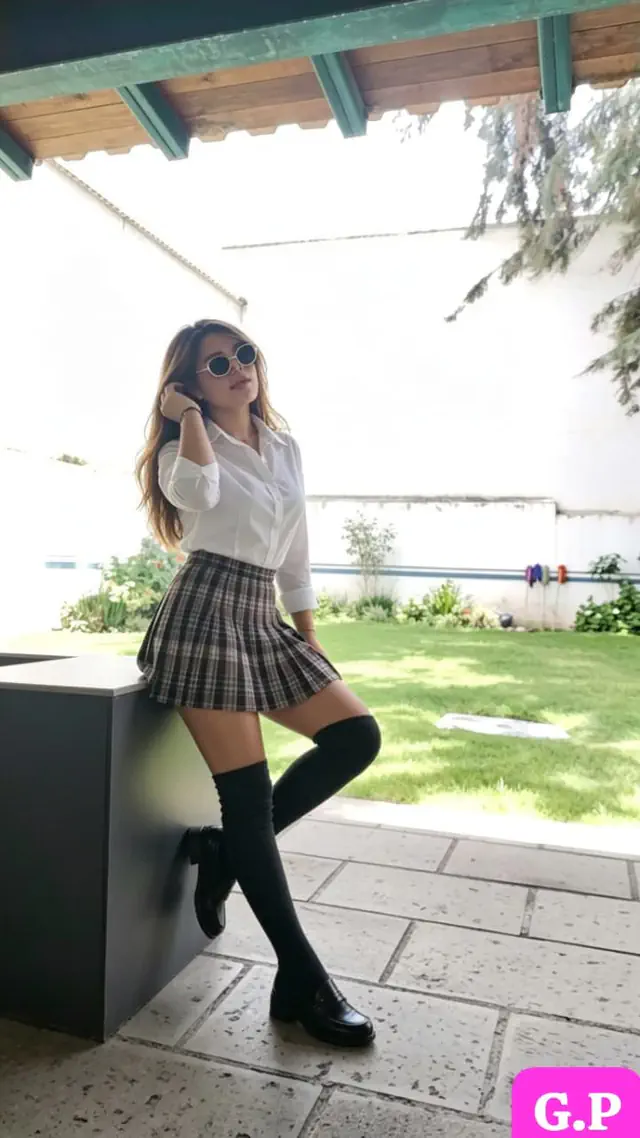 escort-media-89ecc7fe-445f-46c1-9759-e56075f55597