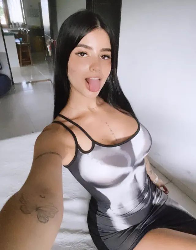 escort-media-8a0890c4-62b9-489b-9123-efe409d7b717