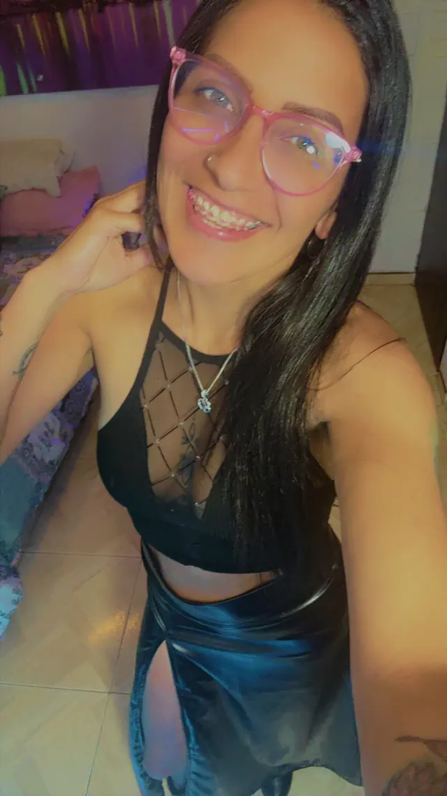 escort-media-8a34c247-0e65-4403-825d-fee217d6cdf5