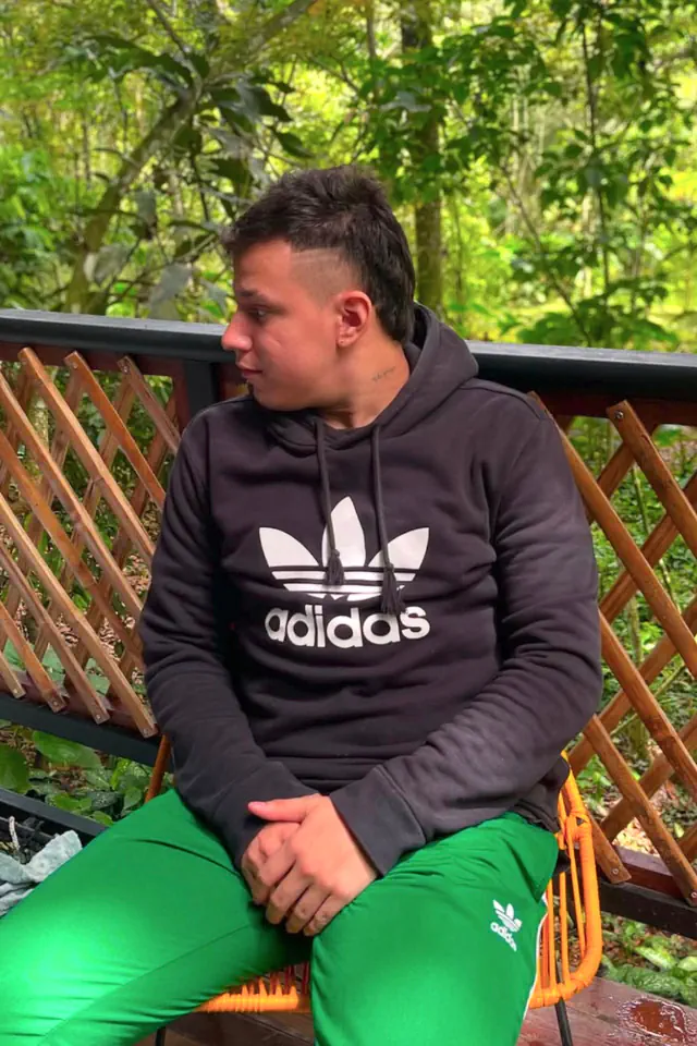 escort-media-8a4bab25-319c-4b7b-8f7c-b134917e24e8