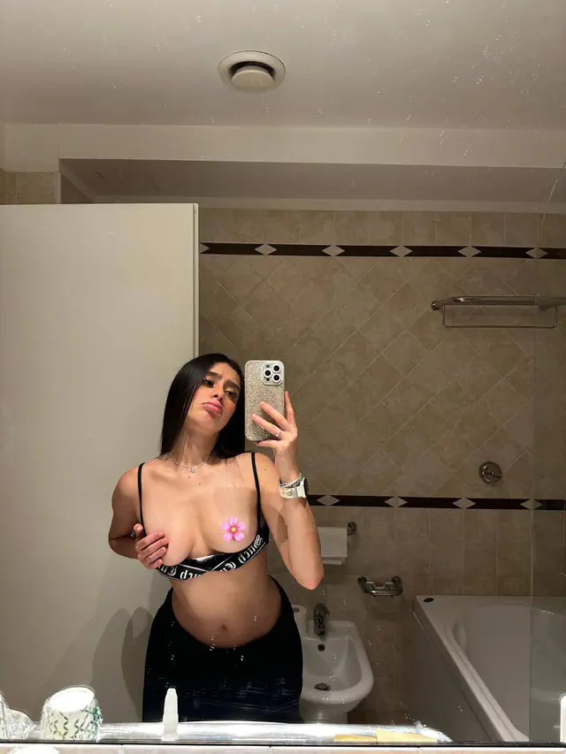 escort-media-8adc7813-270c-4aa1-93a0-60f3e679b554