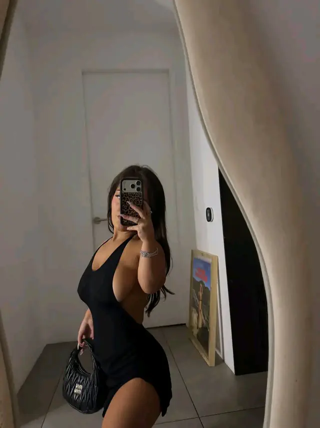 escort-media-8b325d13-91ab-4490-939b-0752fdd27110