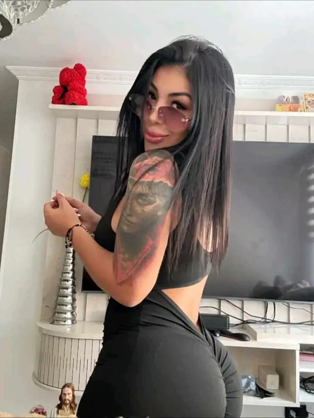 escort-media-8bd6cdd0-08a7-4235-b94c-9e269823fa23