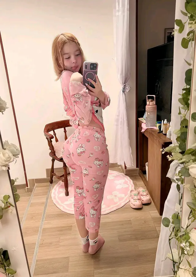 escort-media-8c20cc96-f98a-437e-9707-9911ecad8fd4