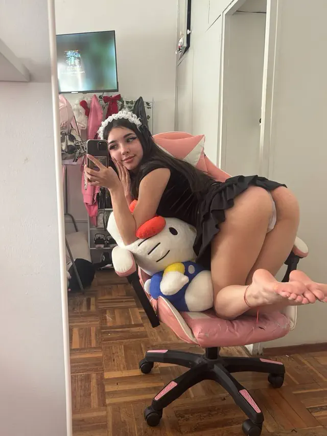 escort-media-8c4a5d0e-cf95-4b55-b3f4-f141e76f33a0