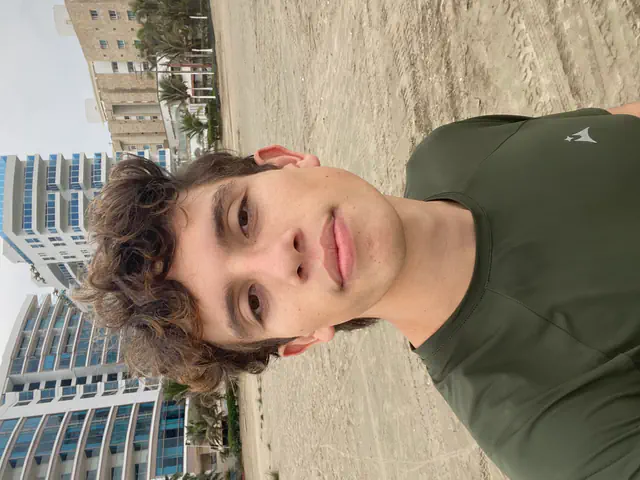 escort-media-8c7879ce-93bf-484f-922a-a7568520e20d