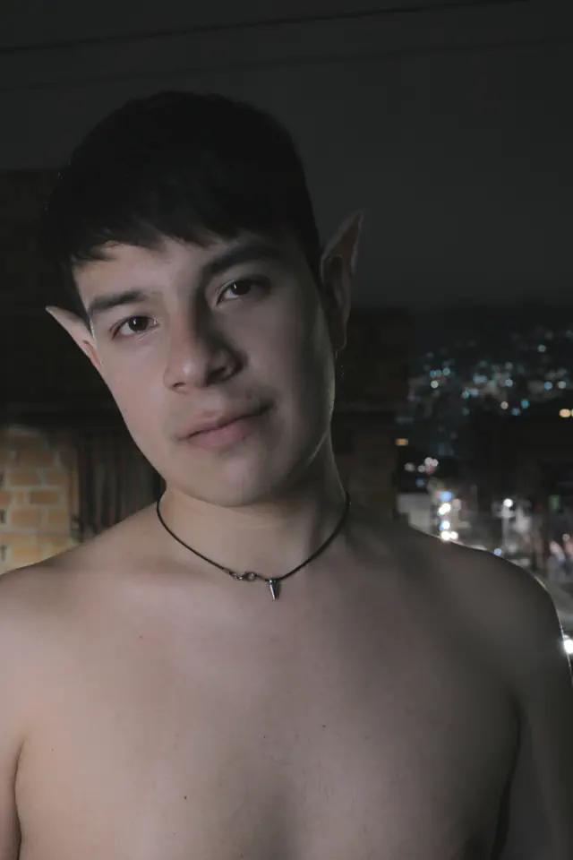 escort-media-8c84d287-3913-45f4-8529-342725b6a508