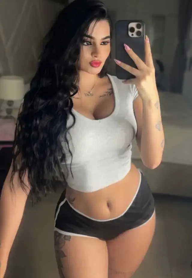 escort-media-8cb9e5b9-c6d4-4bcf-9ad5-be70898250a1