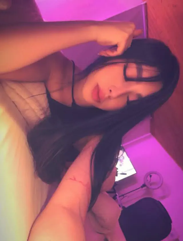 escort-media-8cc3cd38-a403-43a3-b0fe-2d38821f9382