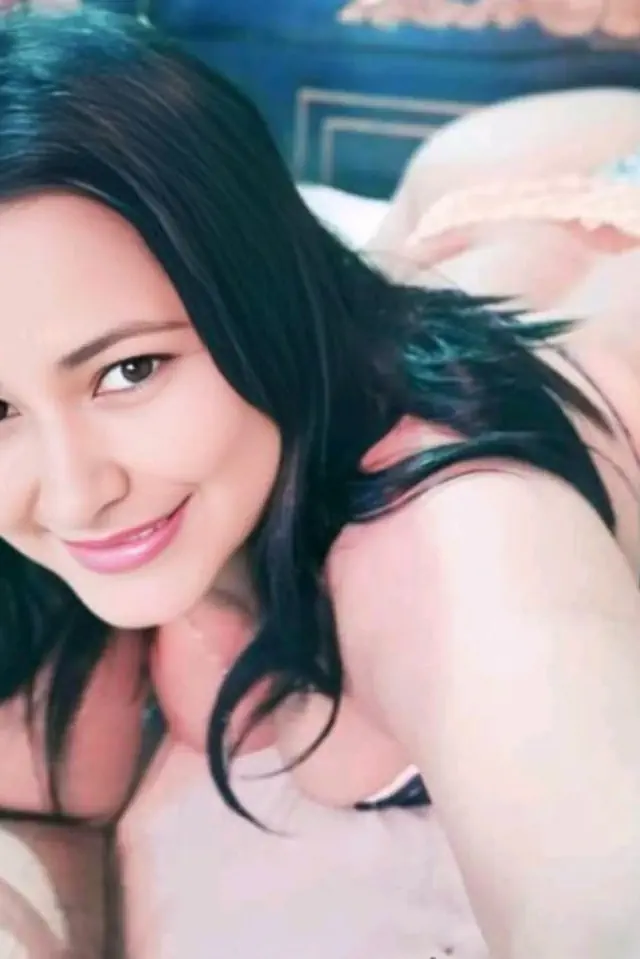 escort-media-8cd39d50-d335-4150-bab4-70ba399b2b3f