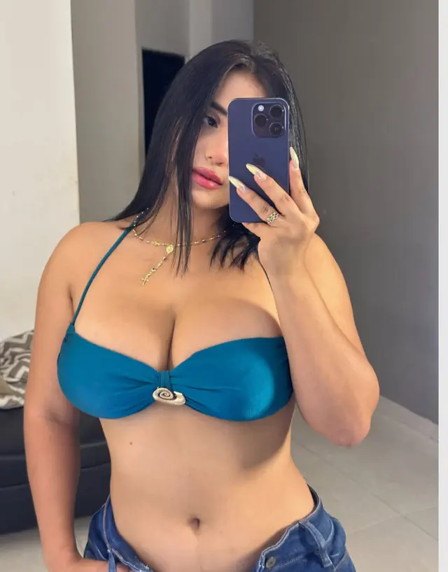escort-media-8d98f58d-6182-41ce-b432-6a0dae1692bd