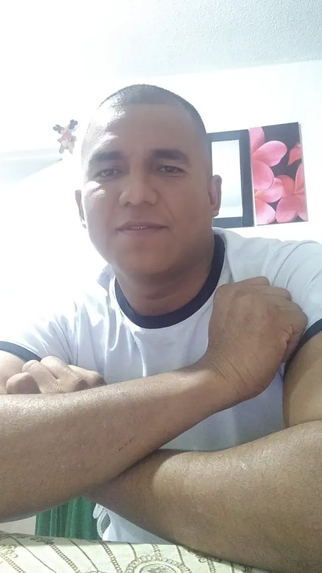 escort-media-8da98228-395c-43e1-a0bd-49c73db7f95e