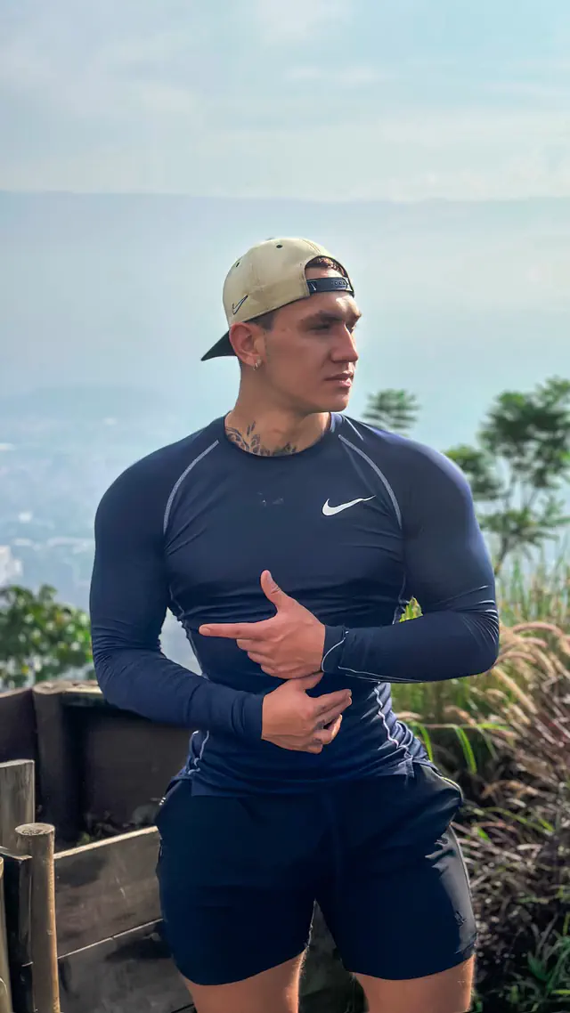 escort-media-8db00d09-f1ed-4c53-9516-c9e47997cb53