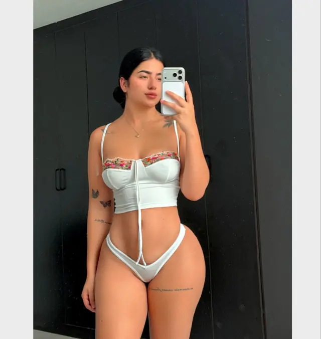 escort-media-8e0fe5fa-49bb-45e1-93f4-958d95aec078