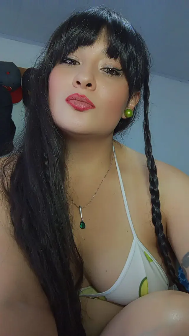 escort-media-8eb1ff97-49d1-4c74-8f12-e7490c97222c