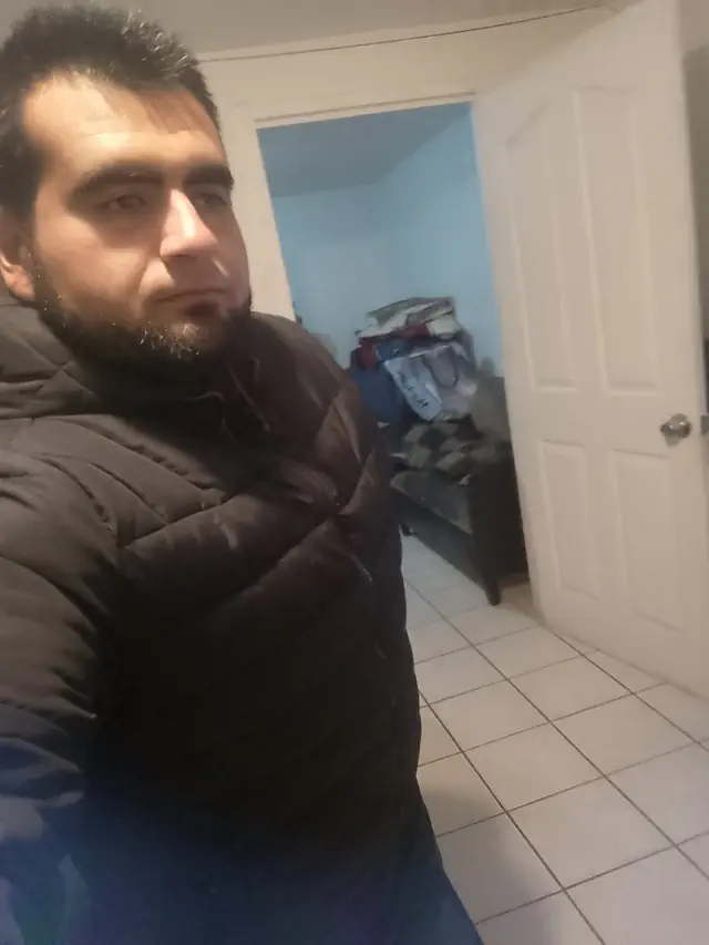 escort-media-8eb8c8ee-baa1-4de9-a399-e3934370c100