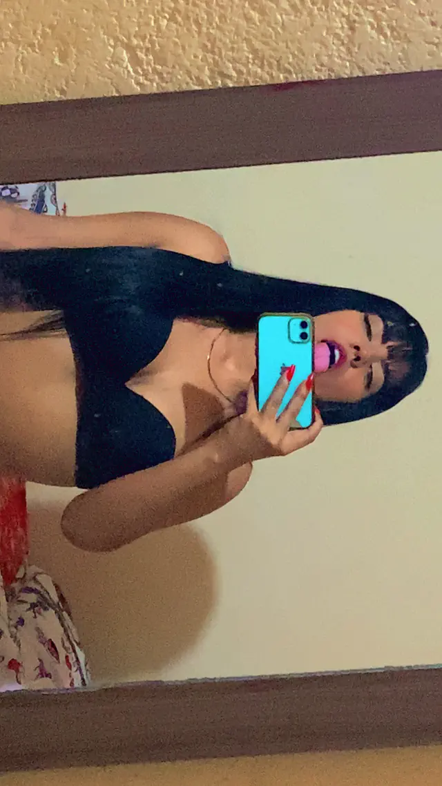 escort-media-8f1ae958-cd38-412e-edeb-9e25f2b41100