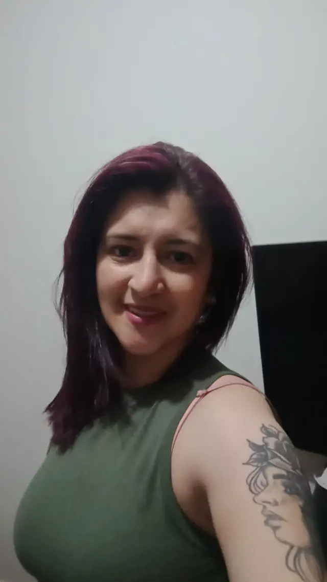 escort-media-8fe51c31-0217-4c38-aeac-e15a4cd65f00