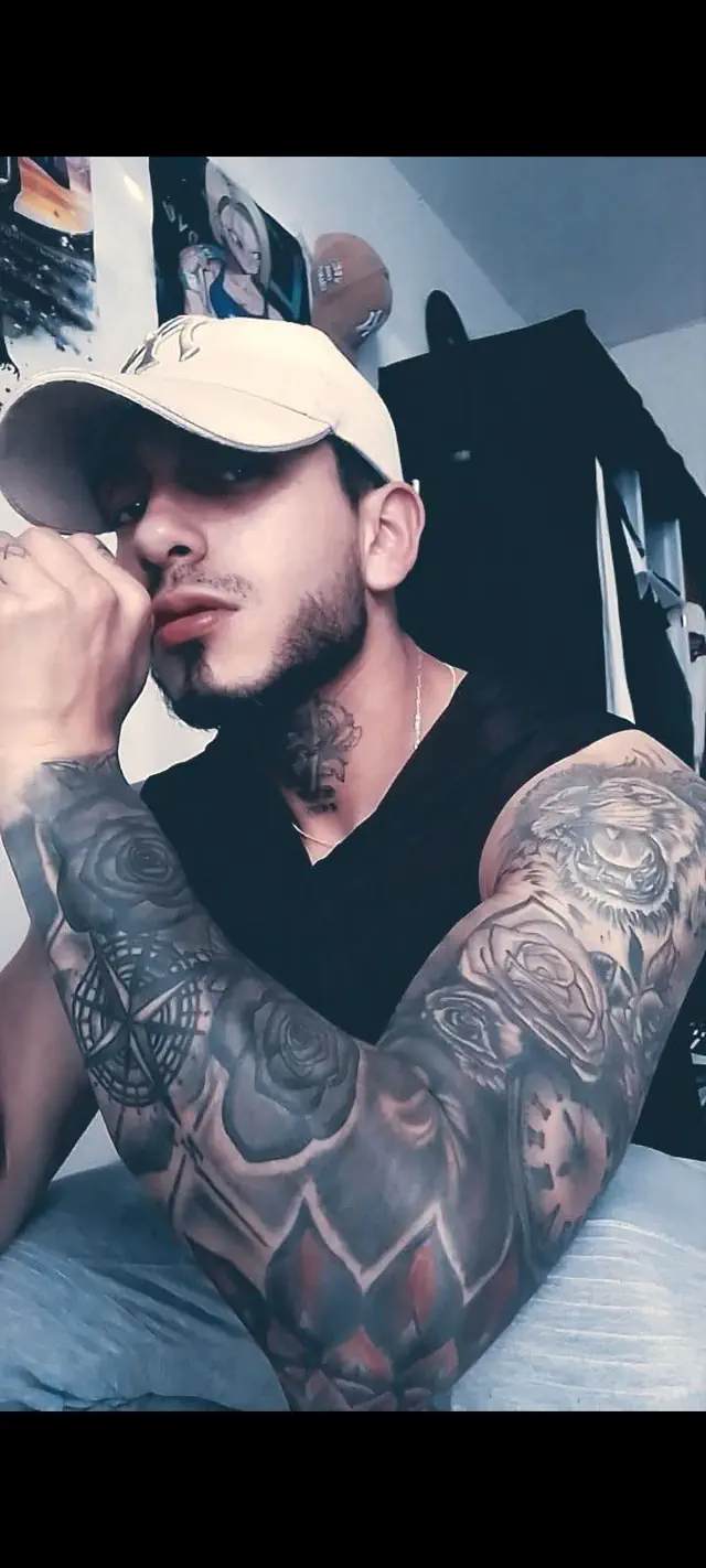 escort-media-90006391-0857-4581-9518-1b8a0aa444c5