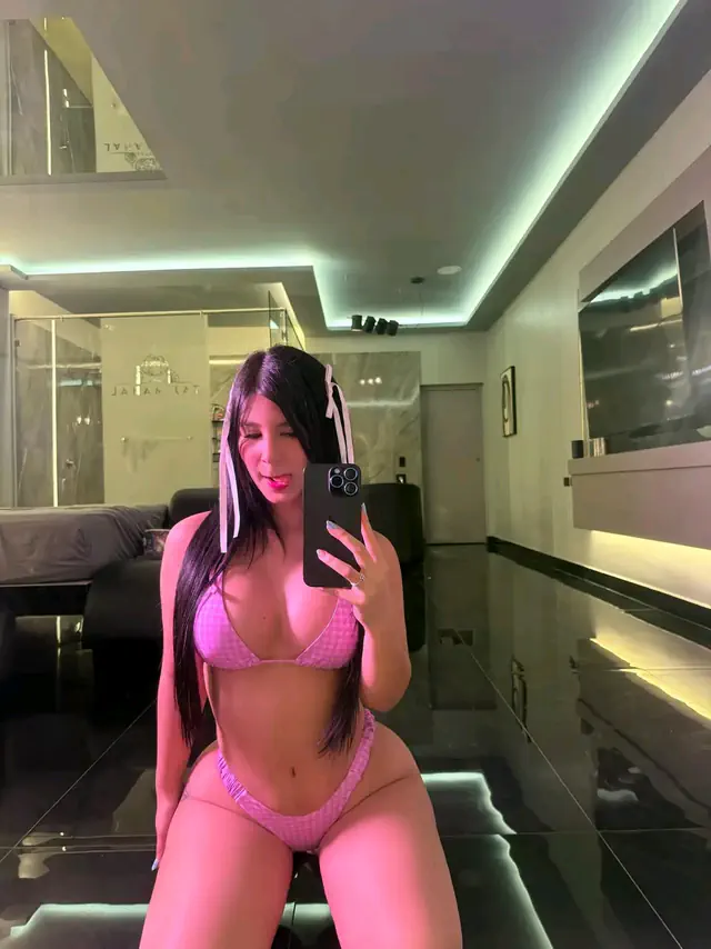 escort-media-90437360-8fe5-44b2-8c51-f5e927ba8ef8