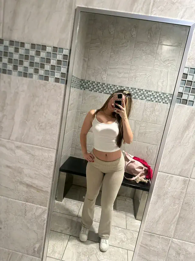 escort-media-9099a727-ca04-4b16-a2c8-de0f6795eb2e